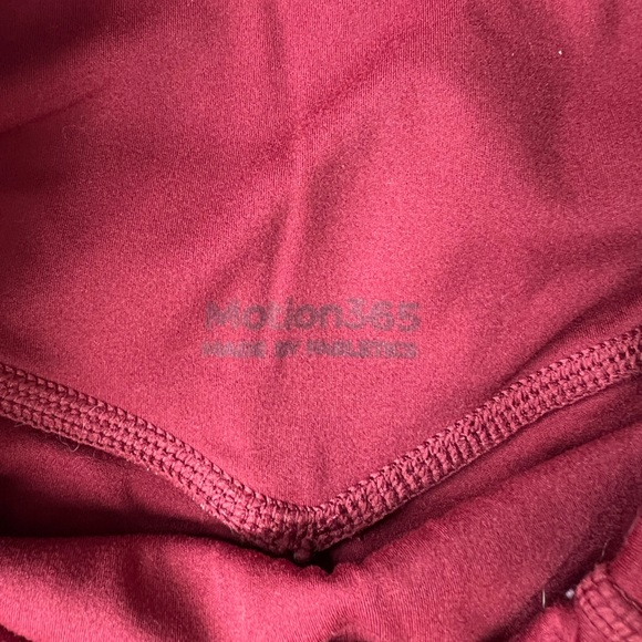 Fabletics Motion 365 High-waisted 7/8 Crop Leggings - Picture 5 of 5